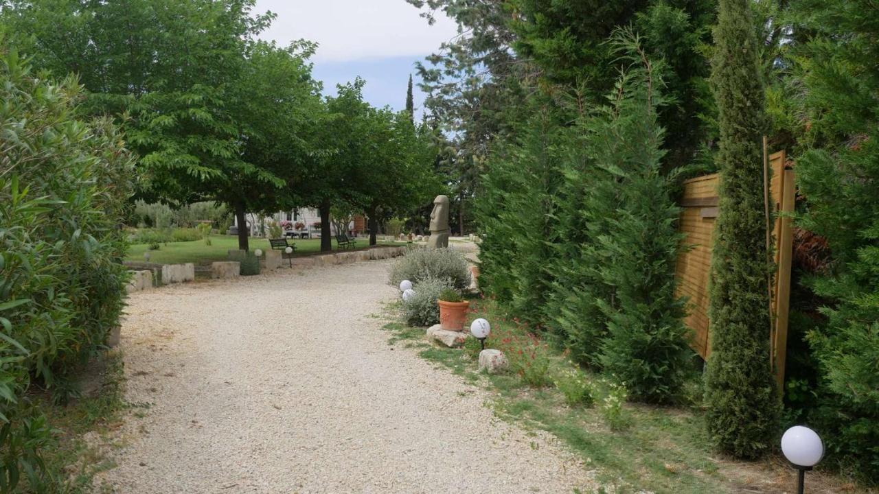 Mas Maurane - L'Olivier Avec Spa Prive Aux Portes D'Arles Tarascon Buitenkant foto