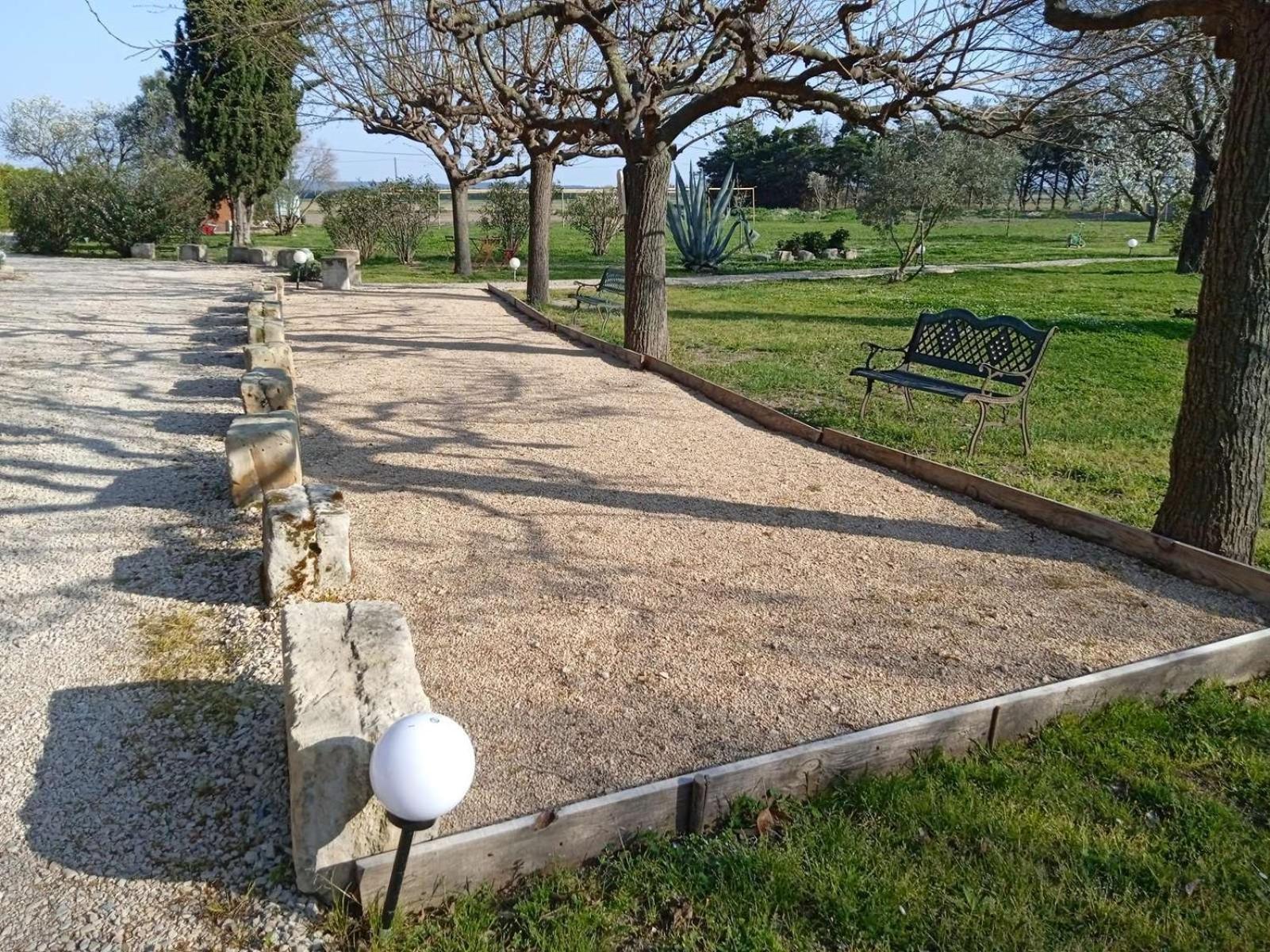 Mas Maurane - L'Olivier Avec Spa Prive Aux Portes D'Arles Tarascon Buitenkant foto